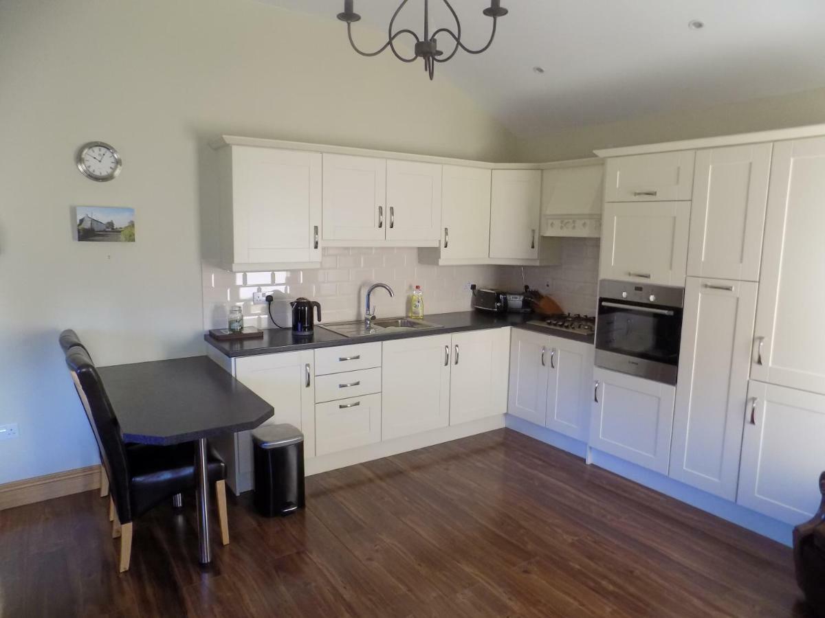 Chapel Meadow Lodge Clonard Экстерьер фото